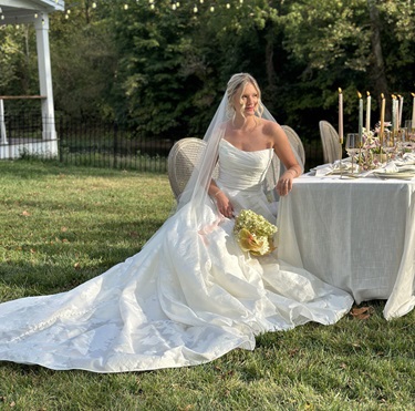 bride at the table image